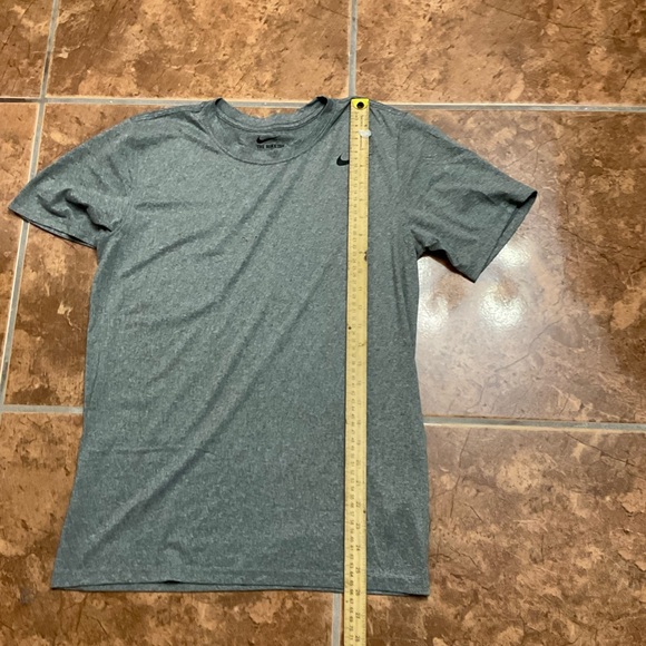 Nike Women's Heather Gray Short-Sleeve Dri-FIT Tee - Picture 3 of 6